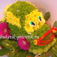 Машинка из цветов
