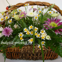 Корзинка с цветами