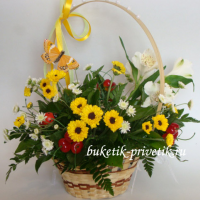 Корзинка с цветами
