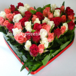 Сердце из роз 